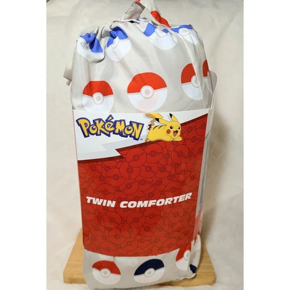 Twin Pokemon Groove Reversible Kids' Comforter Pikachu